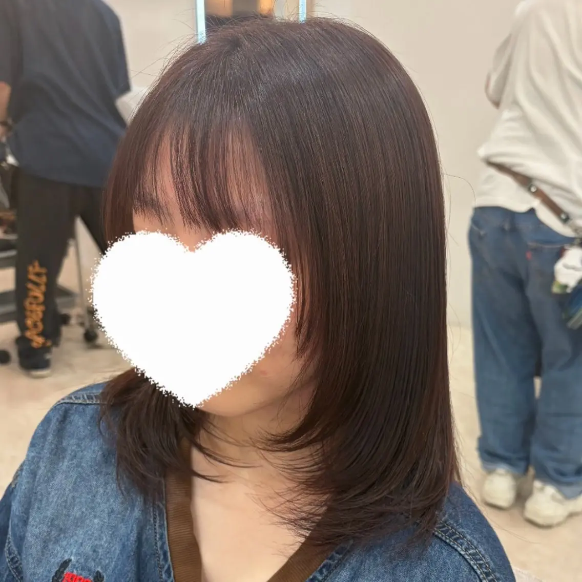 ミディアム レイヤーカット 杉山 愛のヘアスタイル