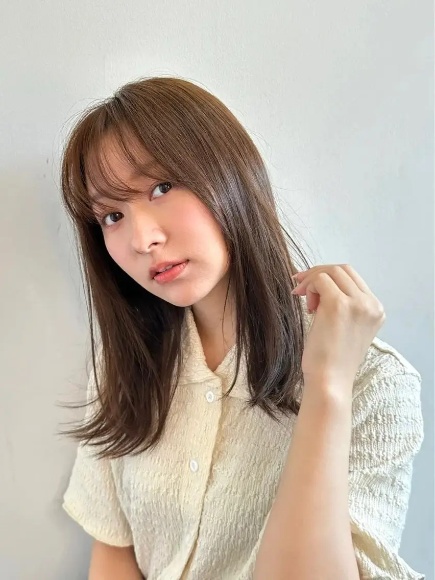 ミディアム カラー パーマ kazuki【顔周り ×レイヤーカット】のヘアスタイル