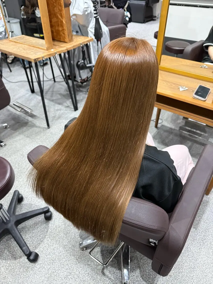 ロング カラー ブラウンカラー カット ヘアカラー 望月 憂嘉のヘアスタイル