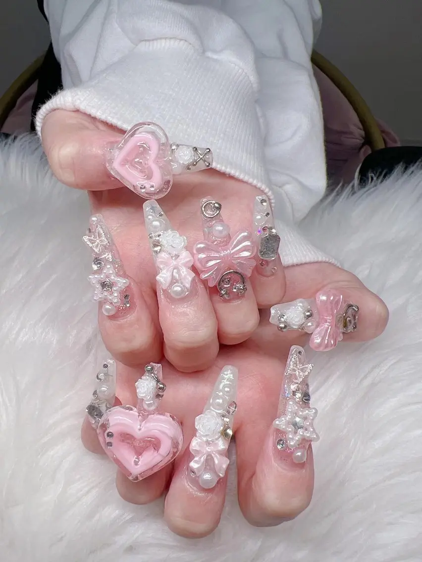 ネイル Lee Nailsのネイルデザイン