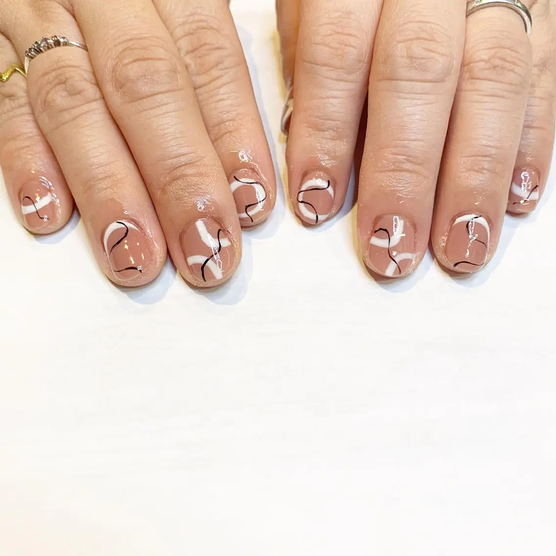 ネイル ハンドネイル フットネイル Adite nailのネイルデザイン