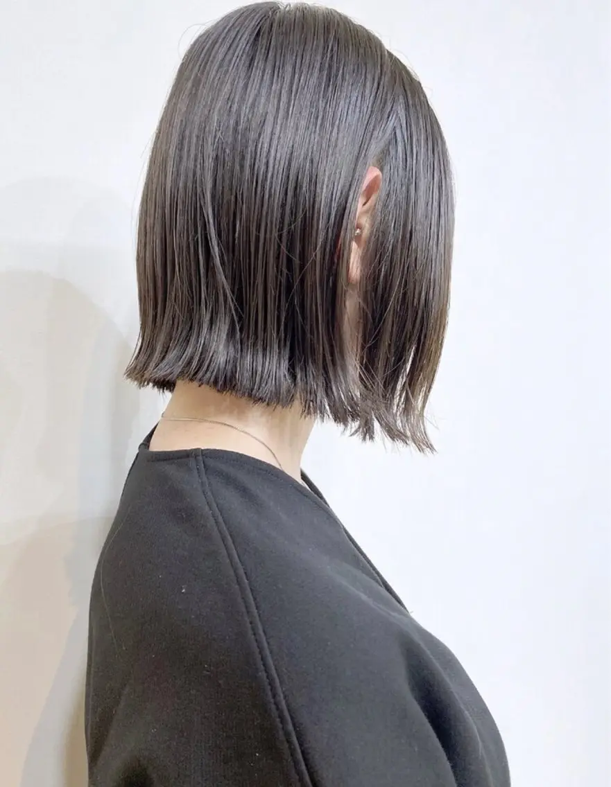 ミディアム 切りっぱなしボブ ボブ ウラノ ソウシのヘアスタイル