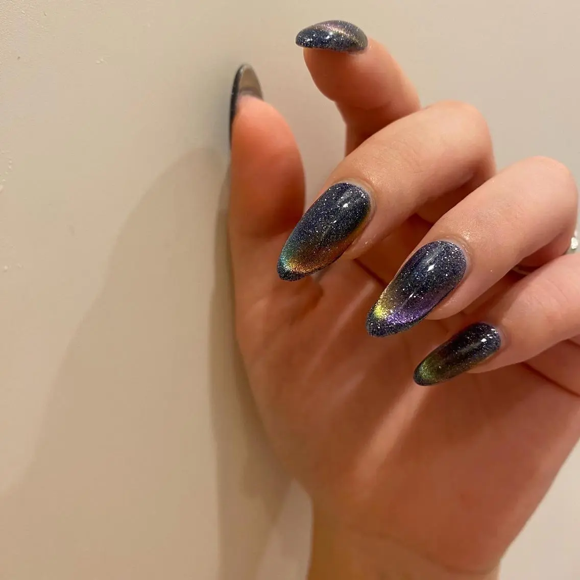 ネイル フラッシュネイル フレンチネイル マグネットネイル aneu. -アヌ- 💅🫧reinaのネイルデザイン
