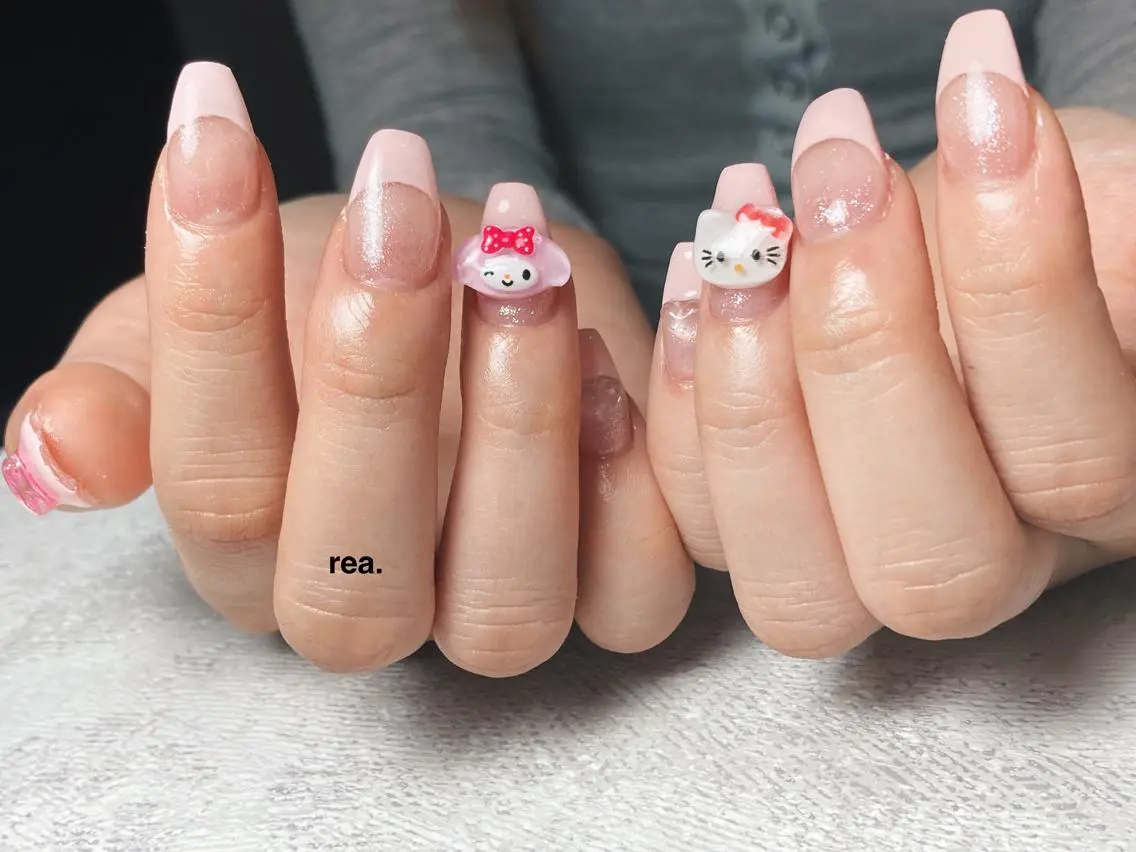 ネイル ハンドネイル フットネイル rea .のネイルデザイン