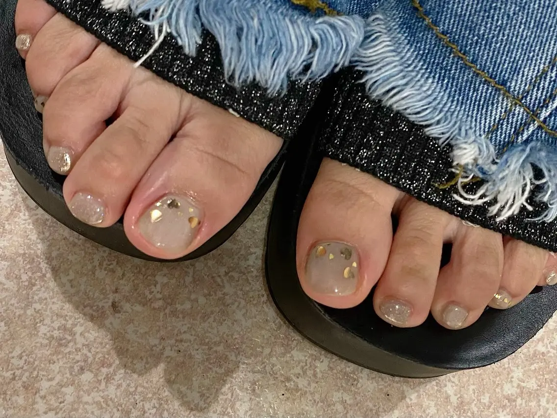 ネイル フットネイル ハート マグネットネイル ミラーネイル フットネイル Salon Ｋのネイルデザイン