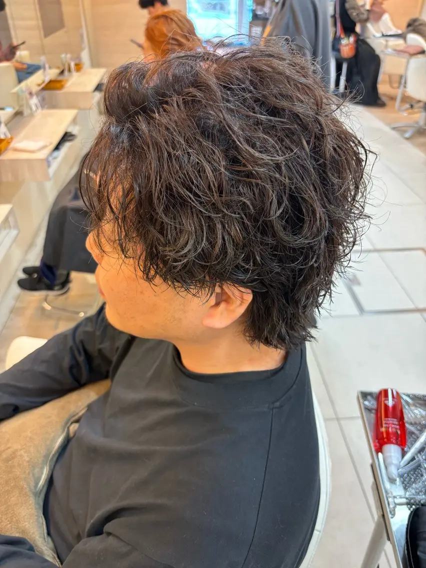 ショート カラー パーマ ヘアアレンジ メンズ キッズ アップバング センターパート メンズハイライト カルマパーマ メンズ韓国風 🫧Selene SHOGO🫧のヘアスタイル