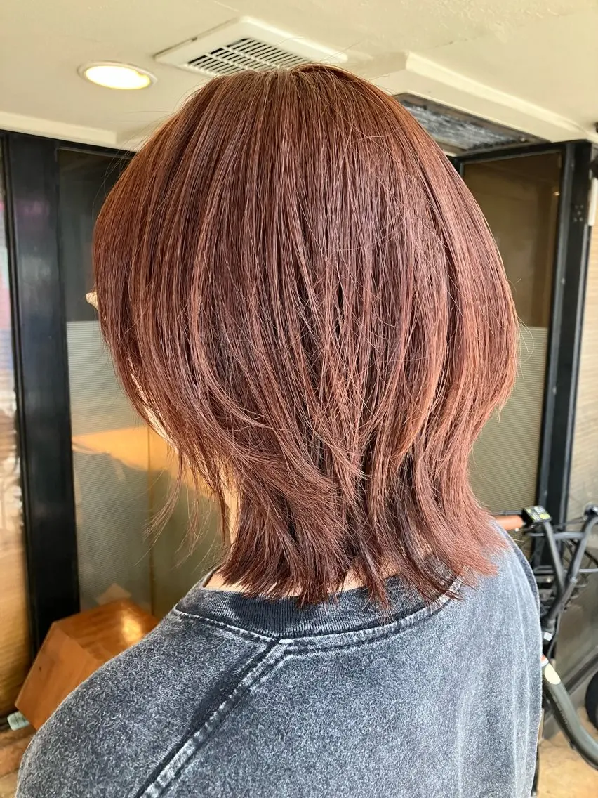 ミディアム カラー ボブレイヤー オレンジ ピンクカラー ボブ レイヤーカット 似合わせ×透明感 カラー🤍MAOのヘアスタイル