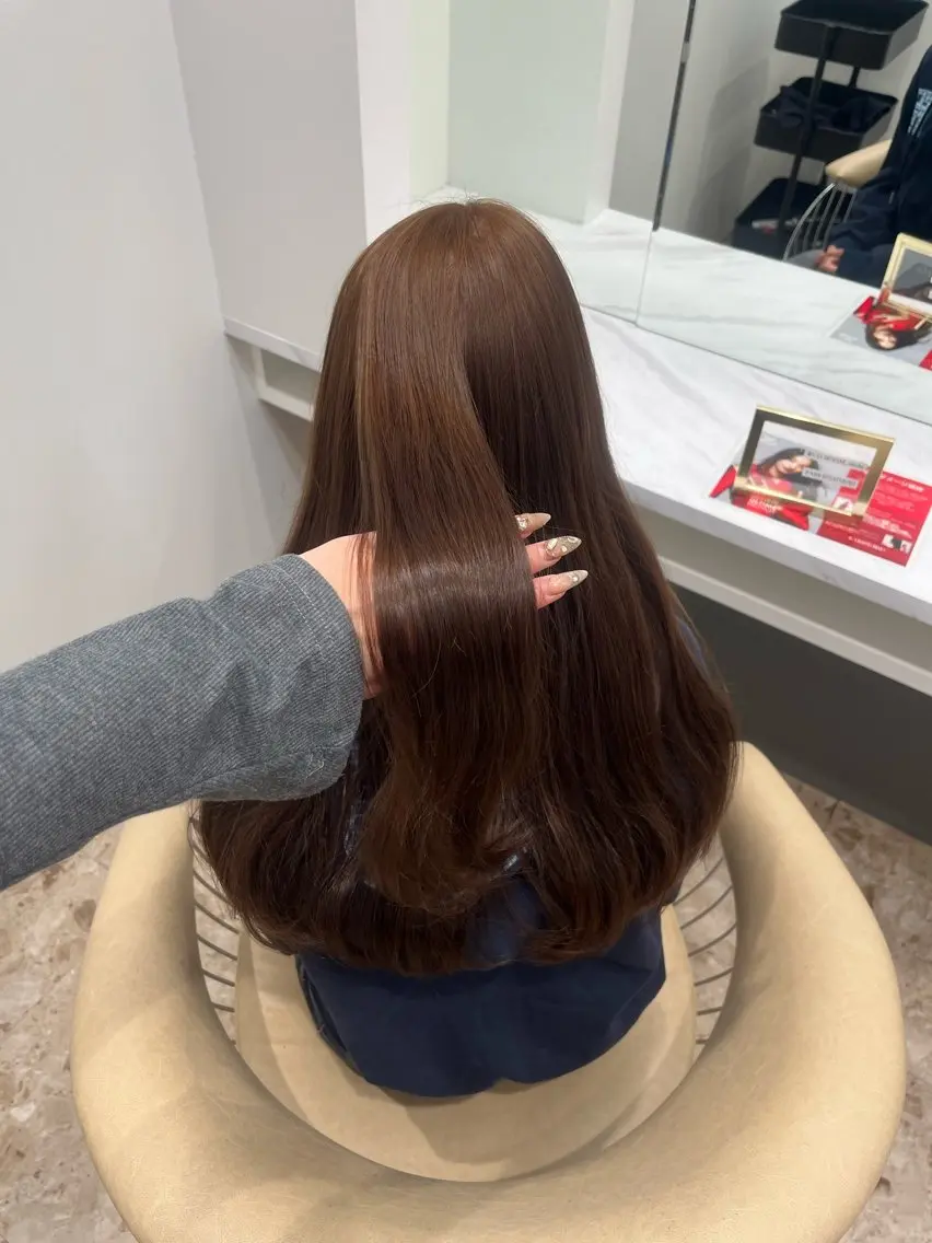 ロング カラー ベージュカラー ブリーチ ブリーチなしカラー オリーブベージュ ヘアカラー トリートメント 透明感カラー/京都 烏丸/Himariのヘアスタイル