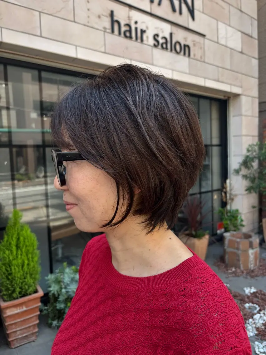 ショート 大人可愛い🧸 艶髪✨かおるのヘアスタイル