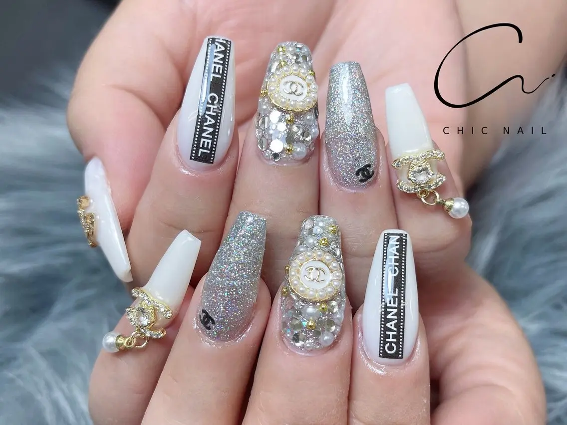ネイル CHIC NailSalonのネイルデザイン