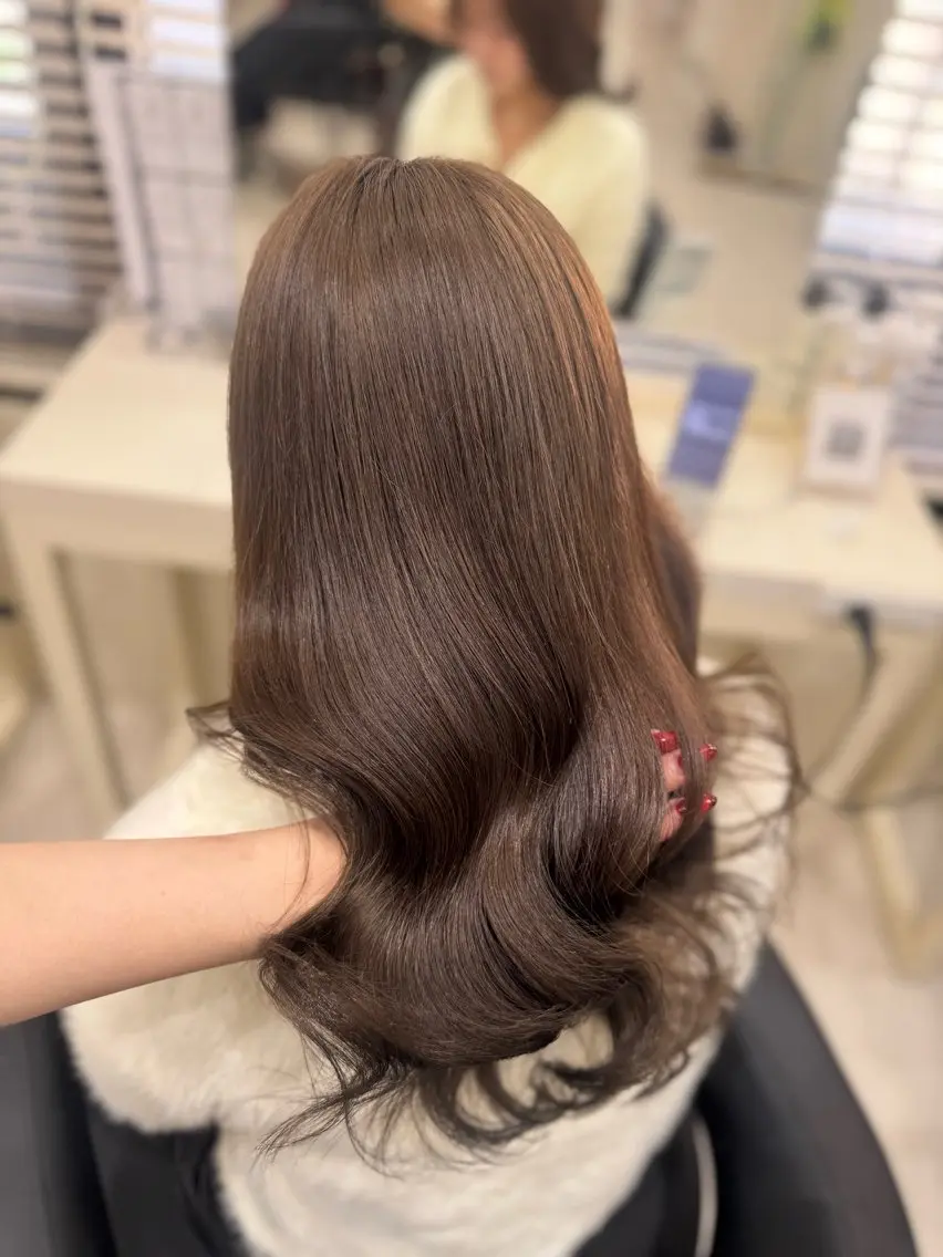 ロング カラー カット ヘアカラー 🤍韓国大人っぽ ベージュMAI🤍のヘアスタイル