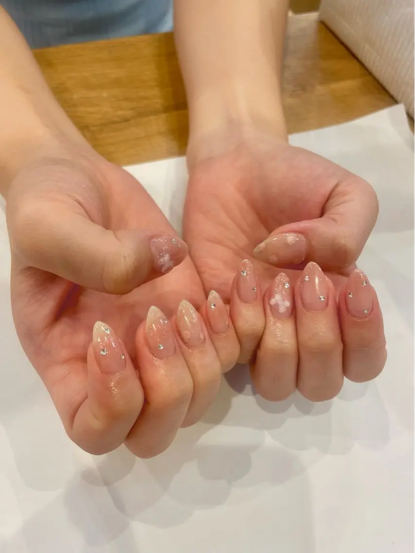 ネイル チークネイル グラデーション ハンドネイル nail/ setsukaのネイルデザイン
