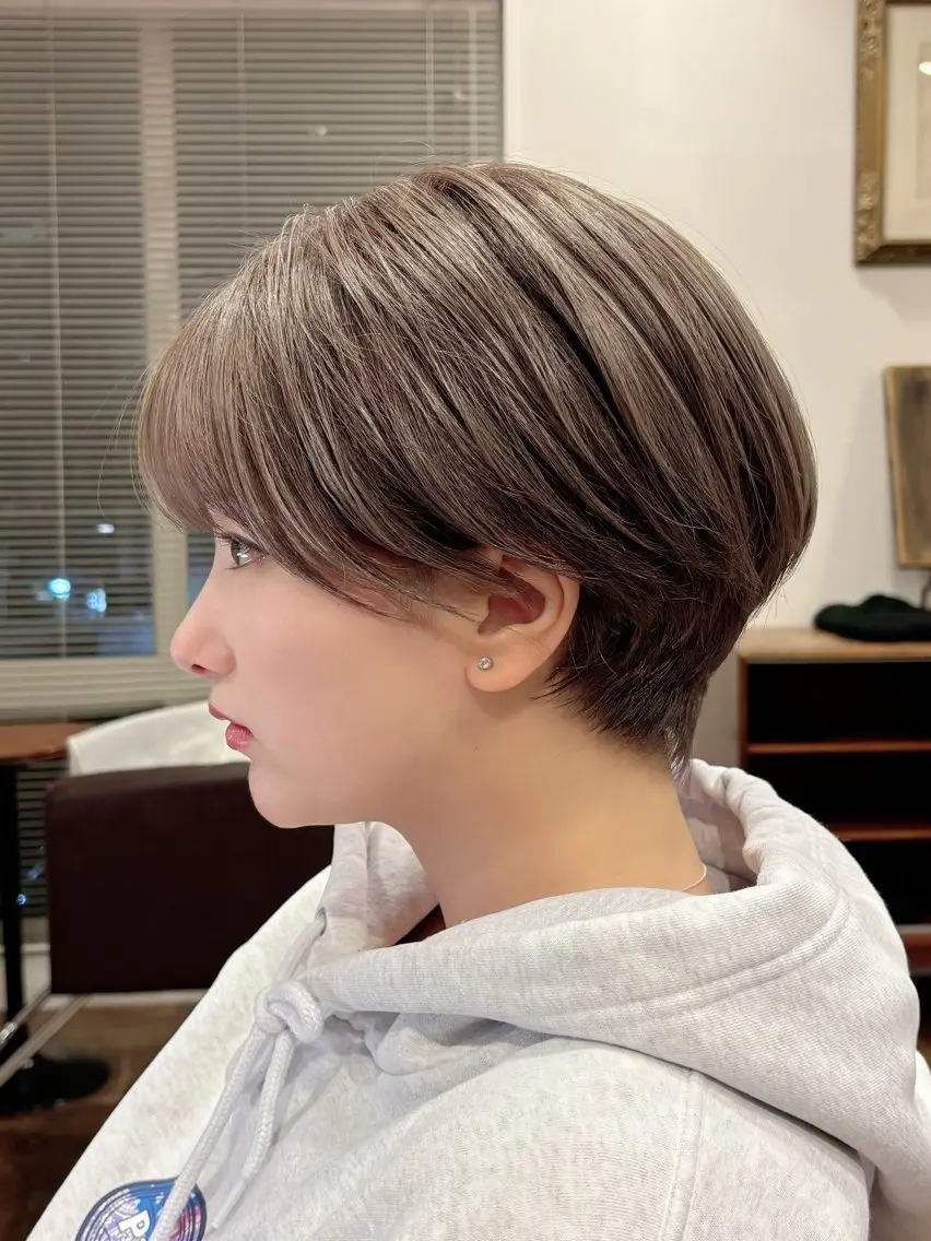 ショート ショートヘア カット コバヤシ リョウタのヘアスタイル
