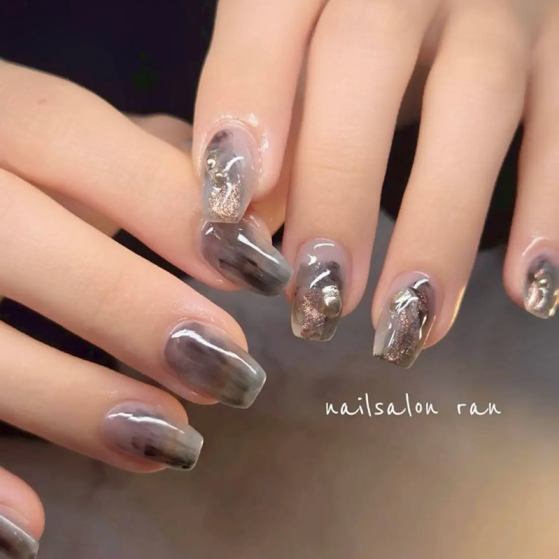 ネイル ミラーネイル ニュアンスネイル ハンドネイル ハンドケア nailsalon ranのネイルデザイン