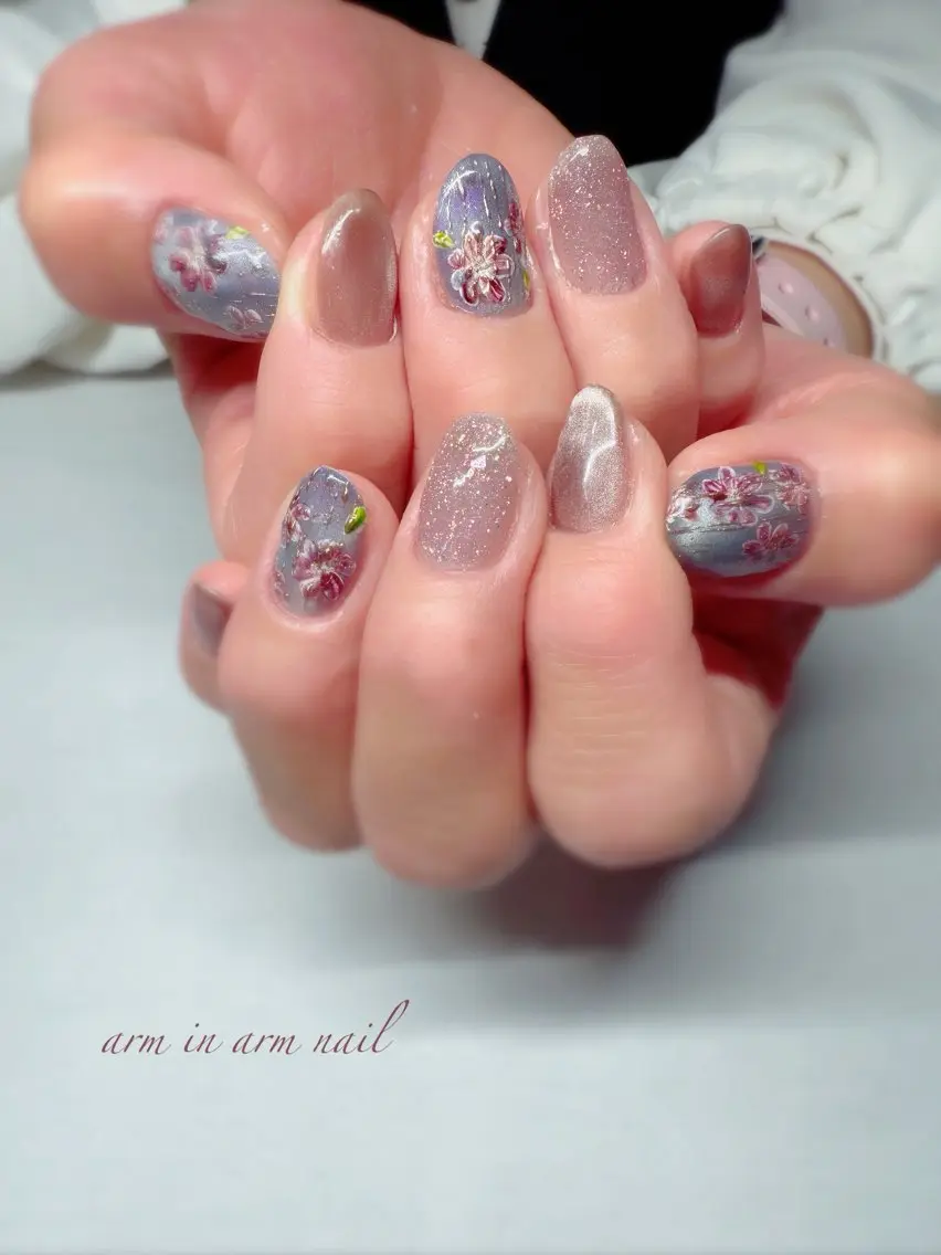 ネイル arm in arm ︎✿Yamamotoのマツエク・マツパデザイン