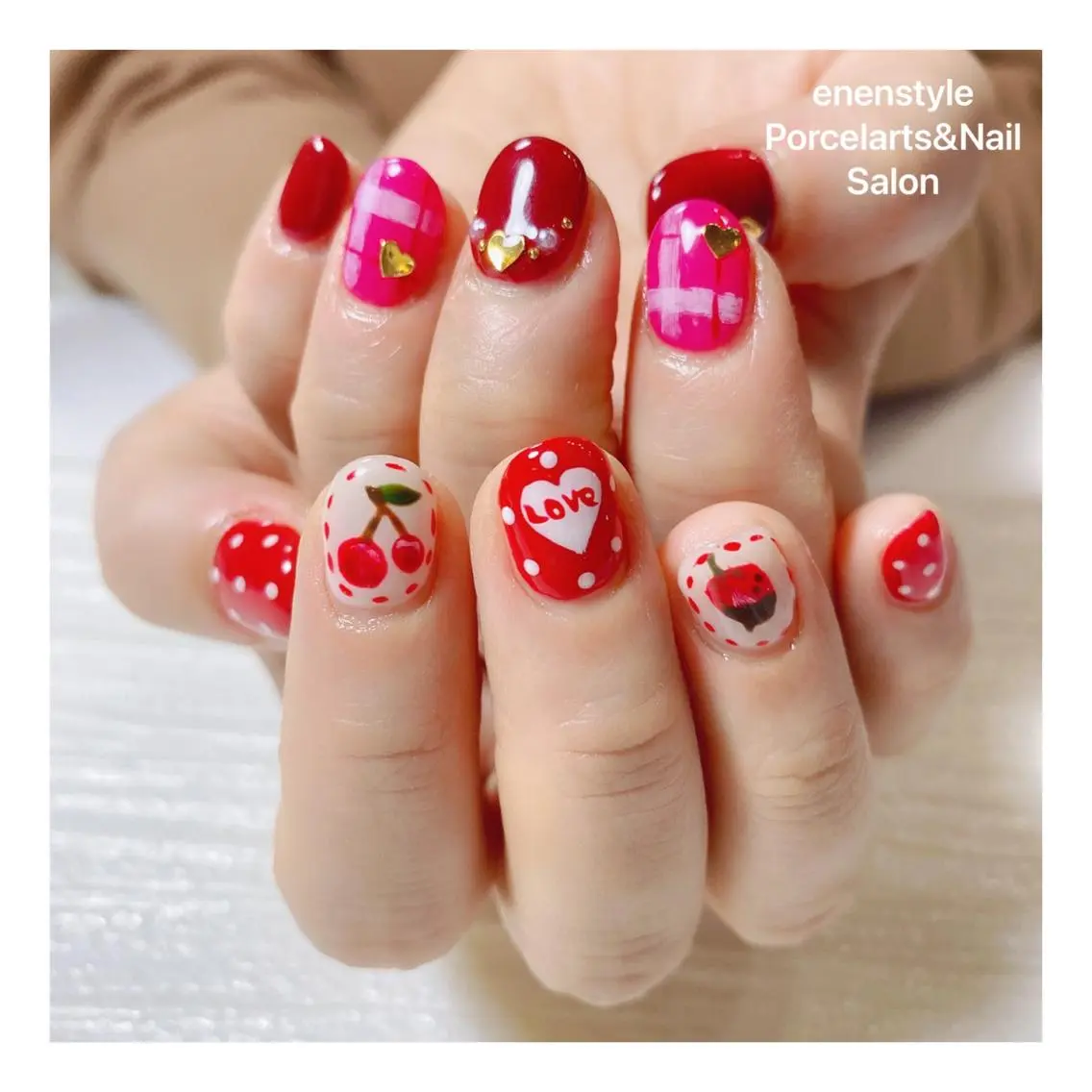 ショート ネイル ハンドネイル 🐾enen style 🐾のネイルデザイン