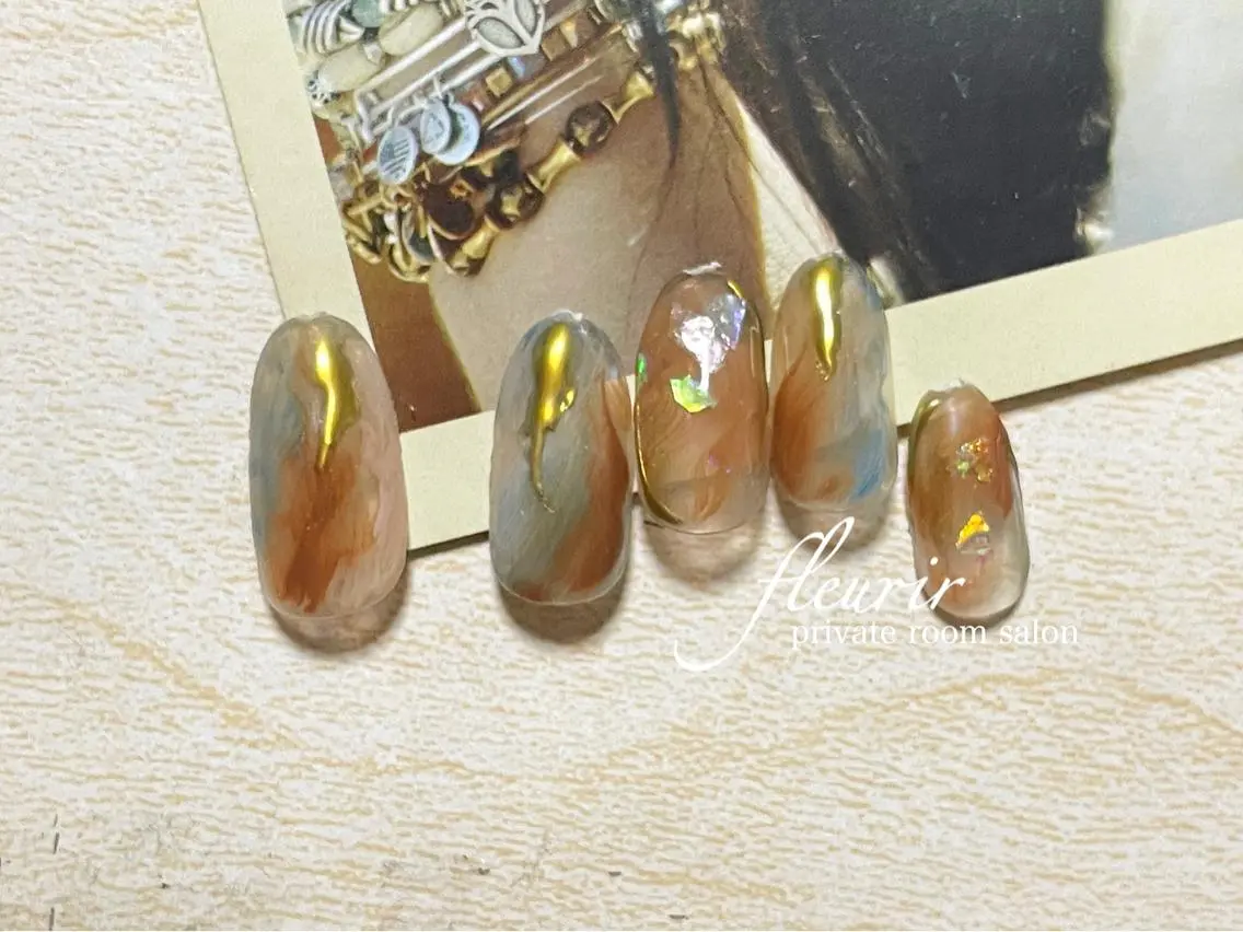 ネイル アートネイル オーロラネイル ブルー ブラウン 長さ出し フルリール 【プライベートサロンのネイルデザイン