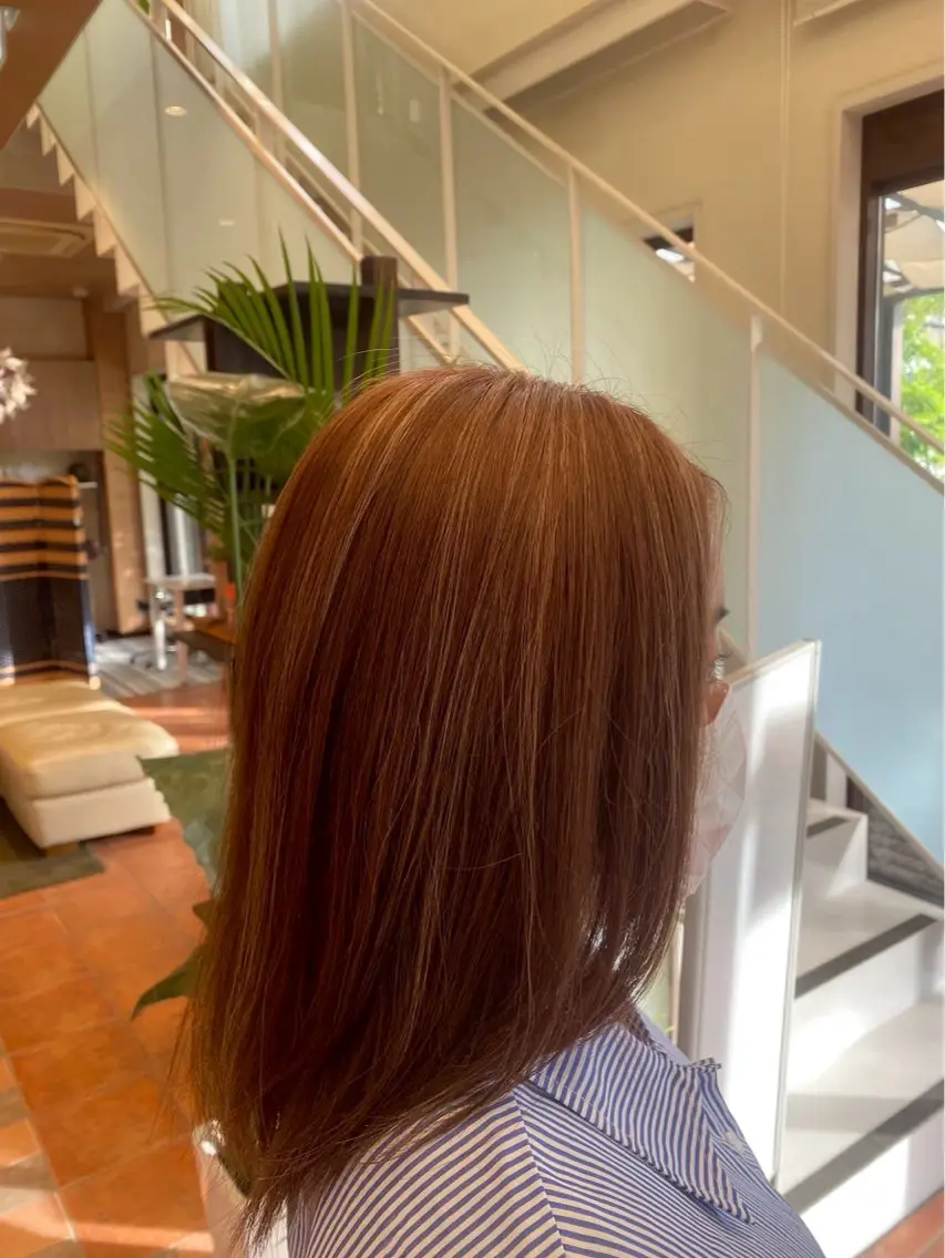 ミディアム カラー ハイライトカラー ハイライト HASHIMOTO HONOKAのヘアスタイル