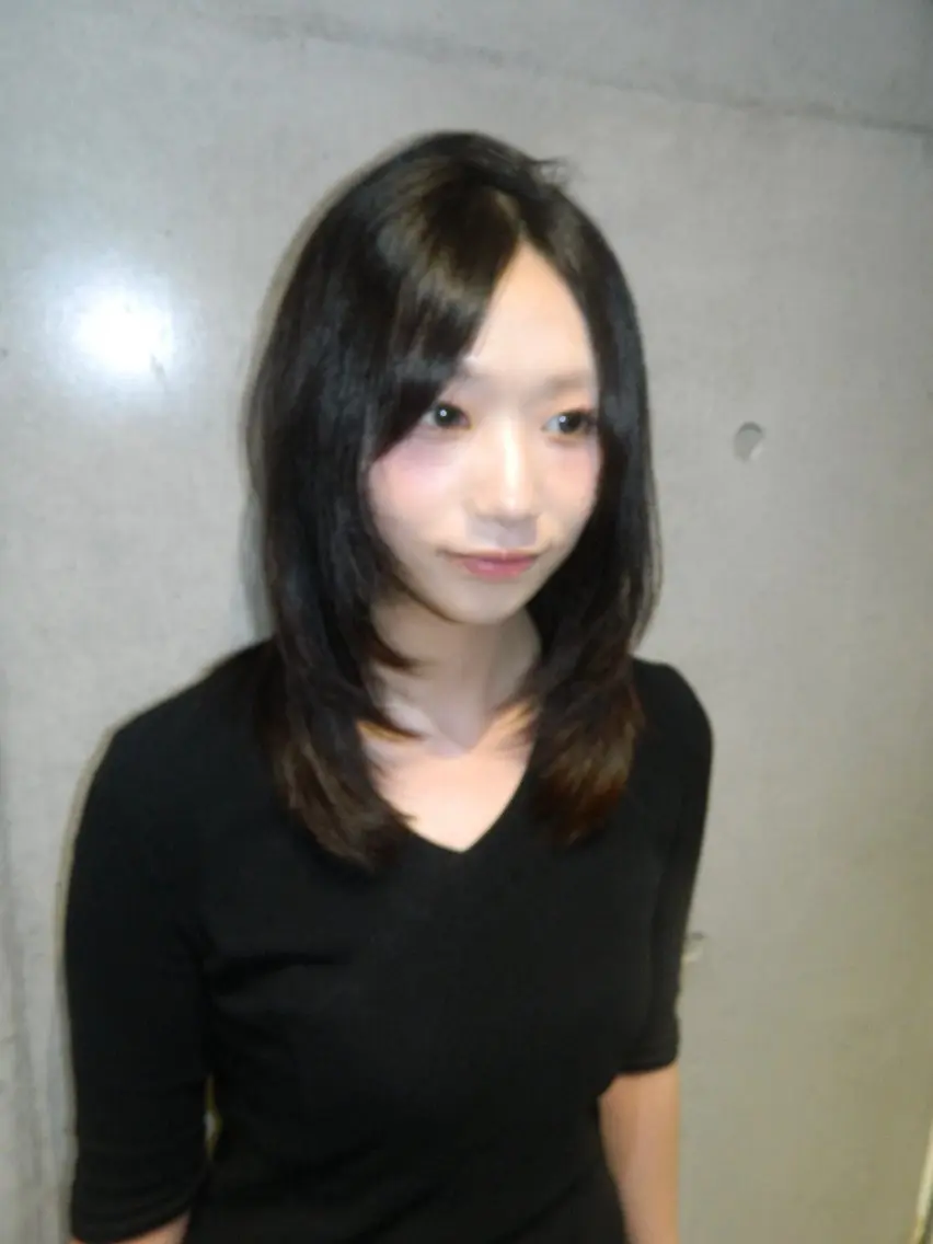ミディアム カラー レイヤーカット ワンホンレイヤー カット ヘアカラー トリートメント 個性/レイヤー/ sakura🪽のヘアスタイル