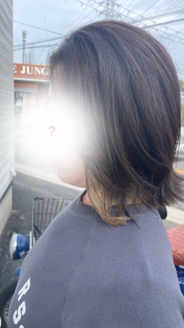 ミディアム ビヨウシツトリコ よねたにみなのヘアスタイル