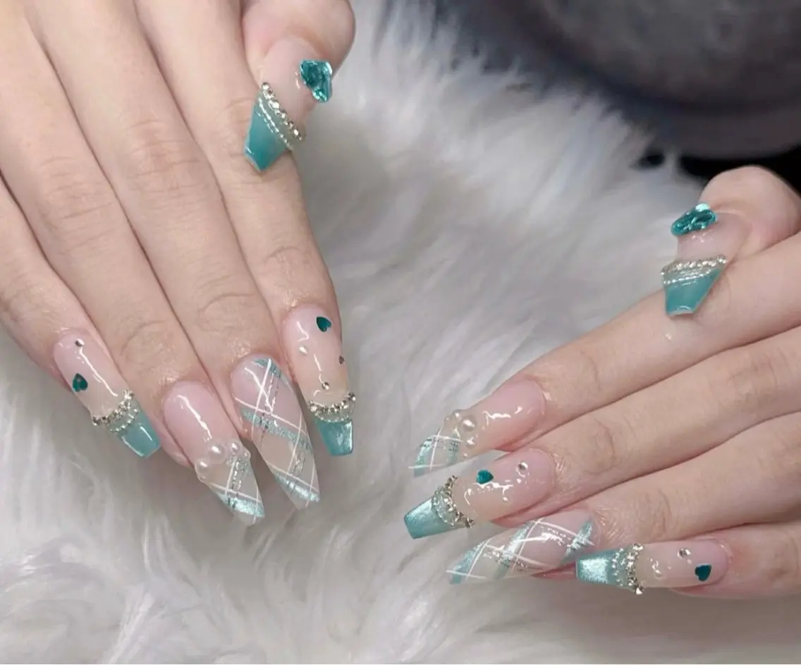 ネイル REI nailのネイルデザイン