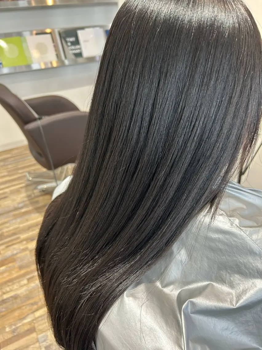 ロング 学生 縮毛矯正 高木 瑶子のヘアスタイル
