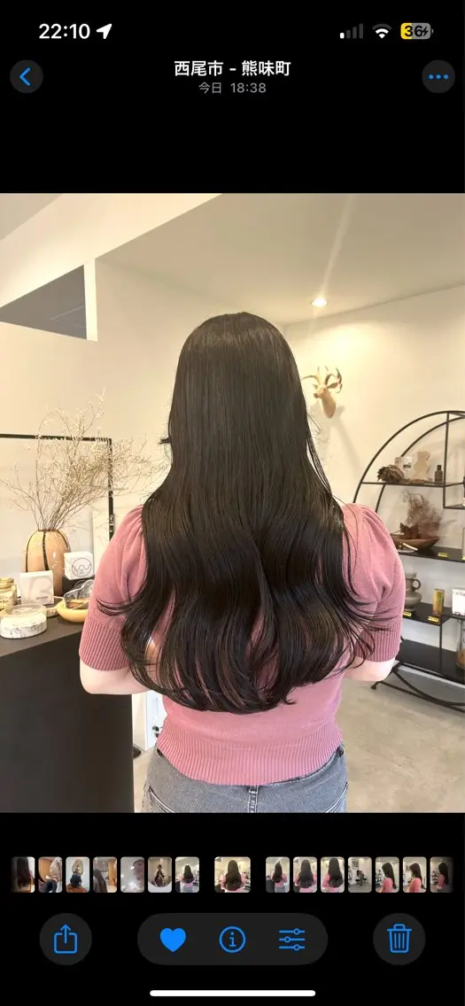 ロング カラー 黒髪 鳥居 愛子のヘアスタイル