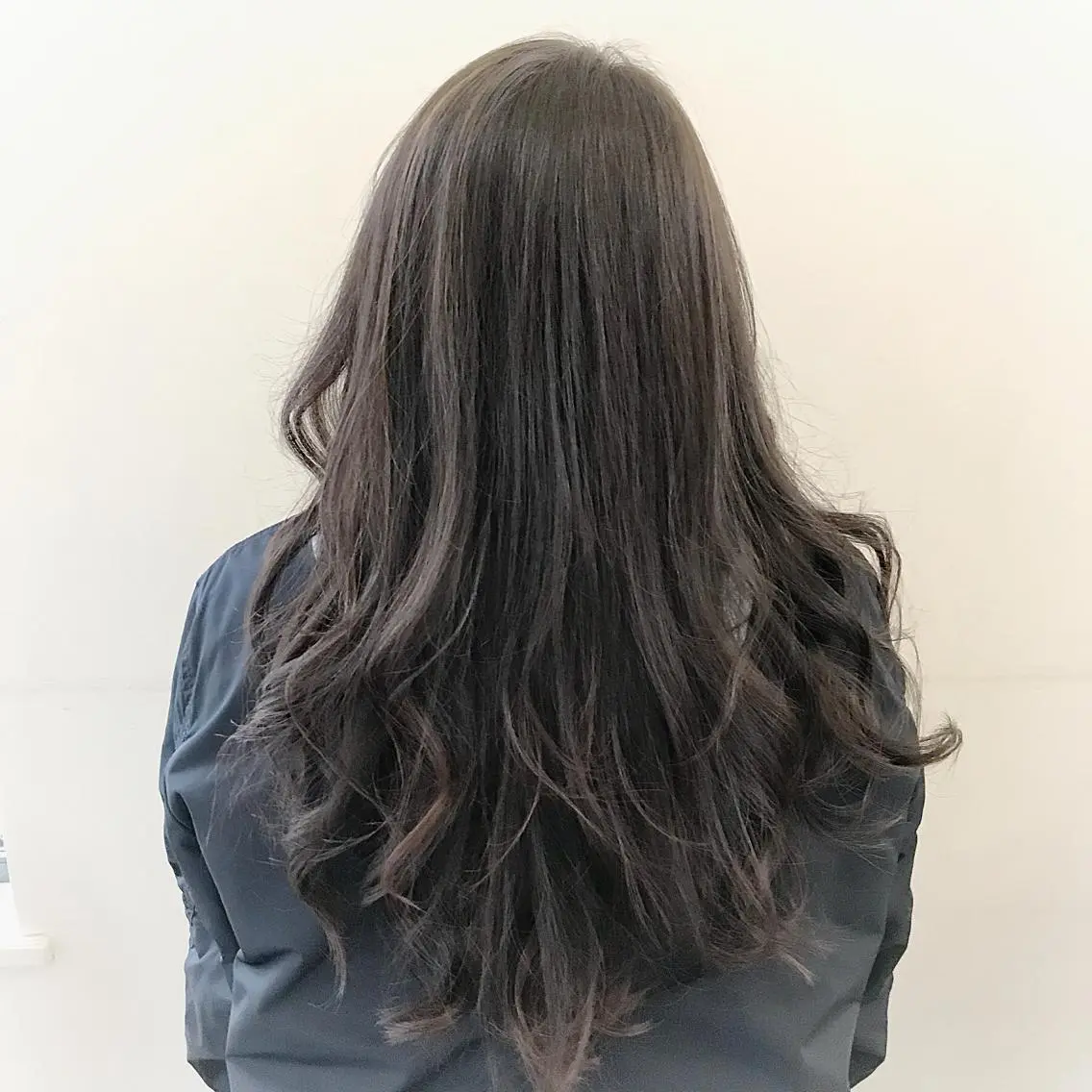 ロング カラー ブリーチ 透明感カラー イルミナカラー ブリーチなしカラー カット ヘアカラー 澤田 彩香のヘアスタイル