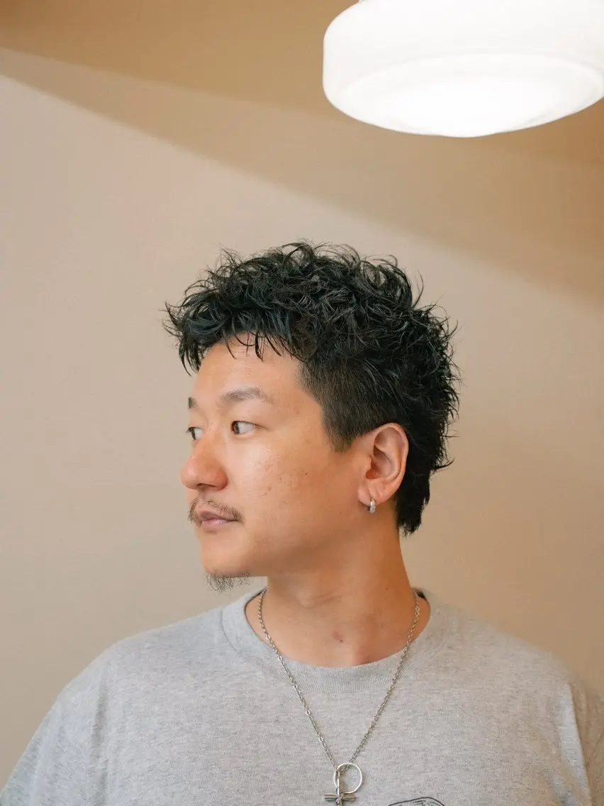 ショート カラー パーマ メンズ ショートヘア カット パーマ 🔗メンズサロン🔗 Kieのヘアスタイル