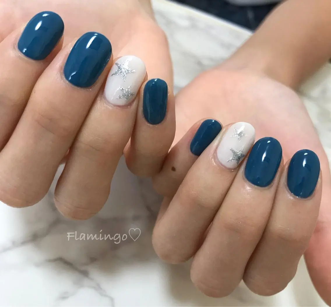 ネイル ブルー ワンカラーネイル シンプルネイル フィルイン/爪育成♡ 40代からのサロンのネイルデザイン