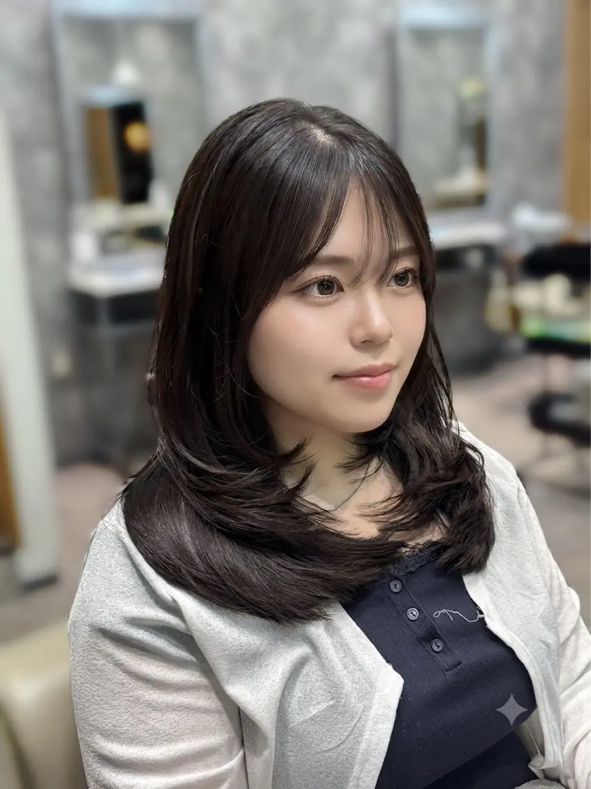 ミディアム カット MIHO 🫧似合わせレイヤーのヘアスタイル