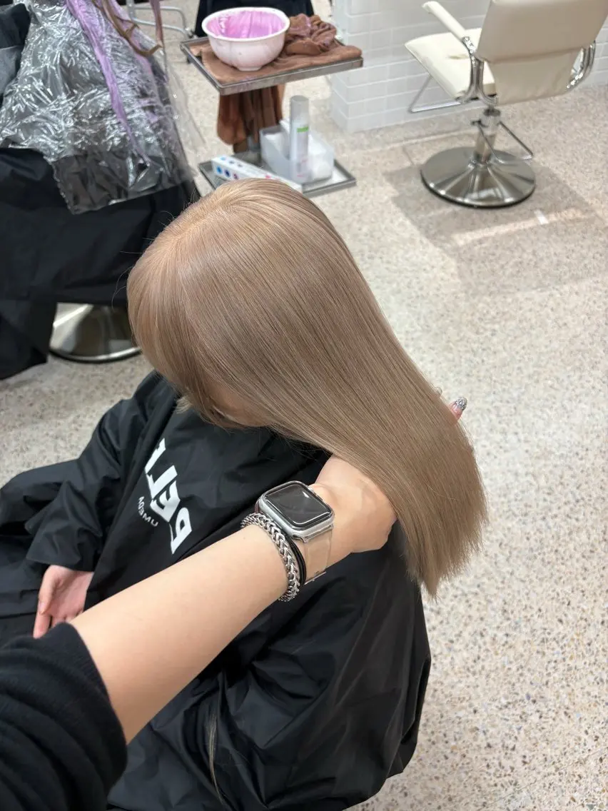 ミディアム カラー ヘアカラー トリートメント PELEハイトーン shinobuのヘアスタイル
