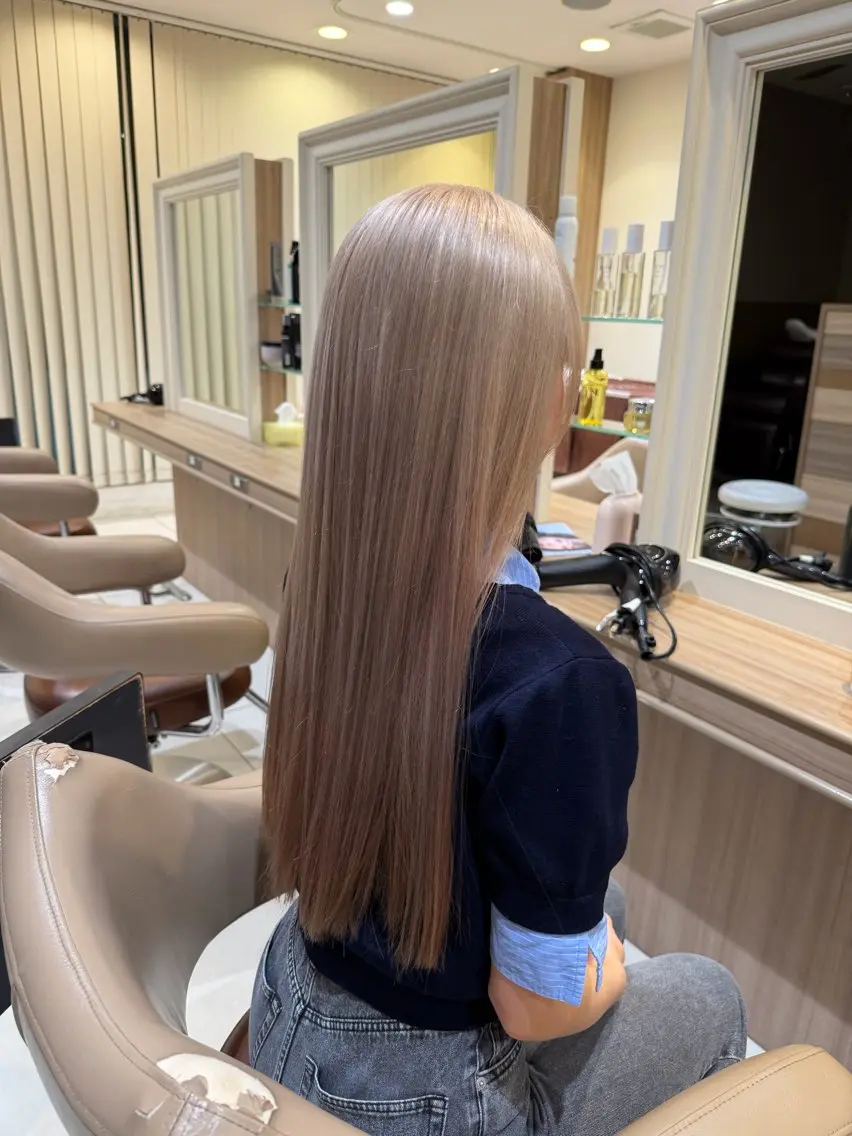 ロング カラー ヘアカラー トリートメント カラー特化🫧 西條 楓花のヘアスタイル
