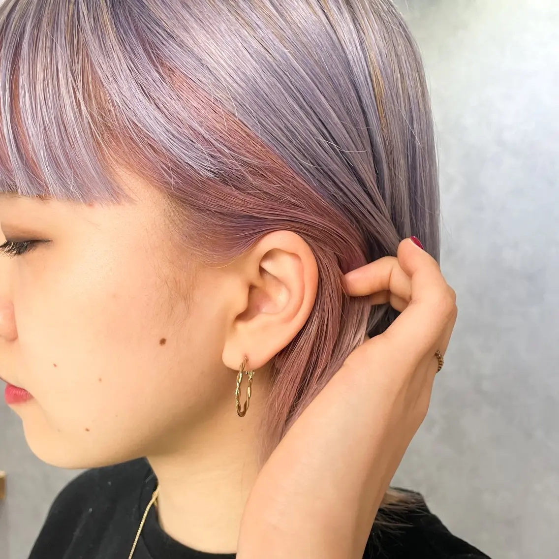 【人気No.2】似合わせカット+韓国風インナーカラー+トリートメント¥22990→の写真