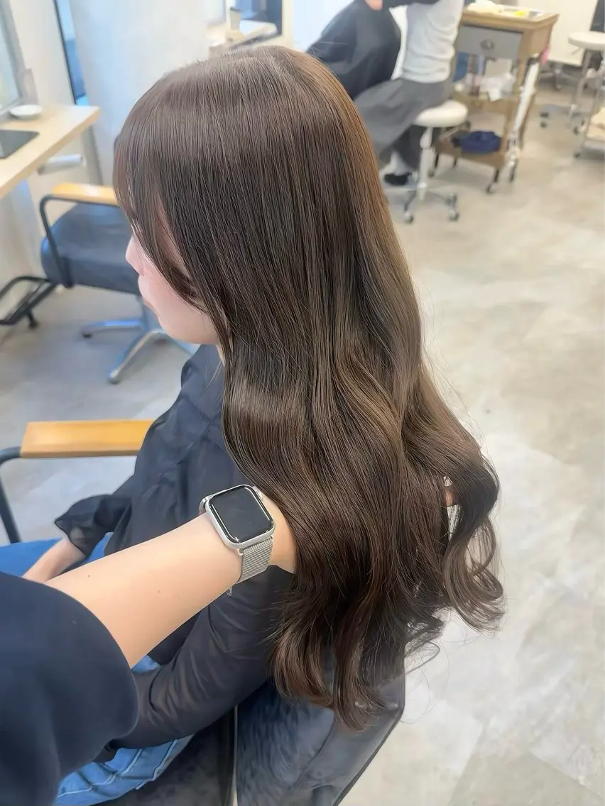 ロング カラー ヘアアレンジ ヘアカラー トリートメント Himawari♡ 柔らかいカラーのヘアスタイル
