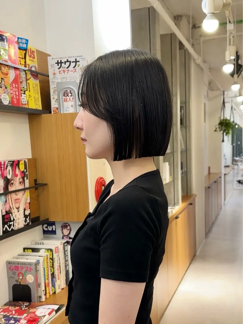 ショート ボブ 伸ばしかけ 縮毛矯正 トリートメント カット トリートメント 似合わせボブ/矯正 /ハイトーン/ひさとのヘアスタイル