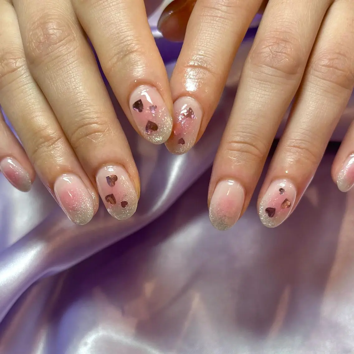 ネイル オーロラネイル チークネイル ガーリー ハート ホログラムネイル ハンドネイル Para Sol nail Maoのネイルデザイン