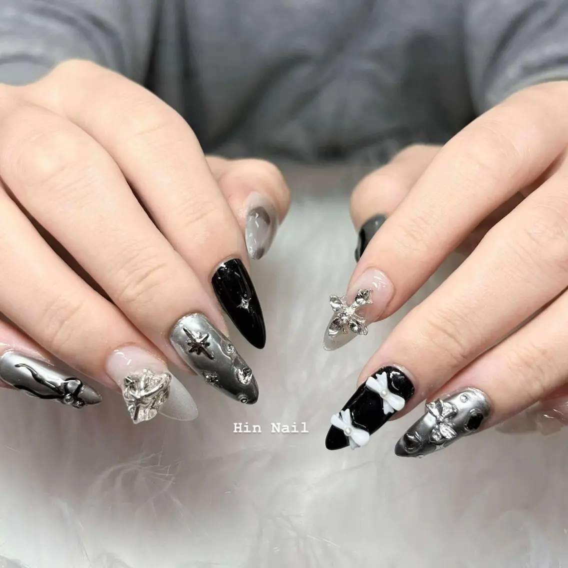 ネイル ハンドネイル HIN NAILのネイルデザイン