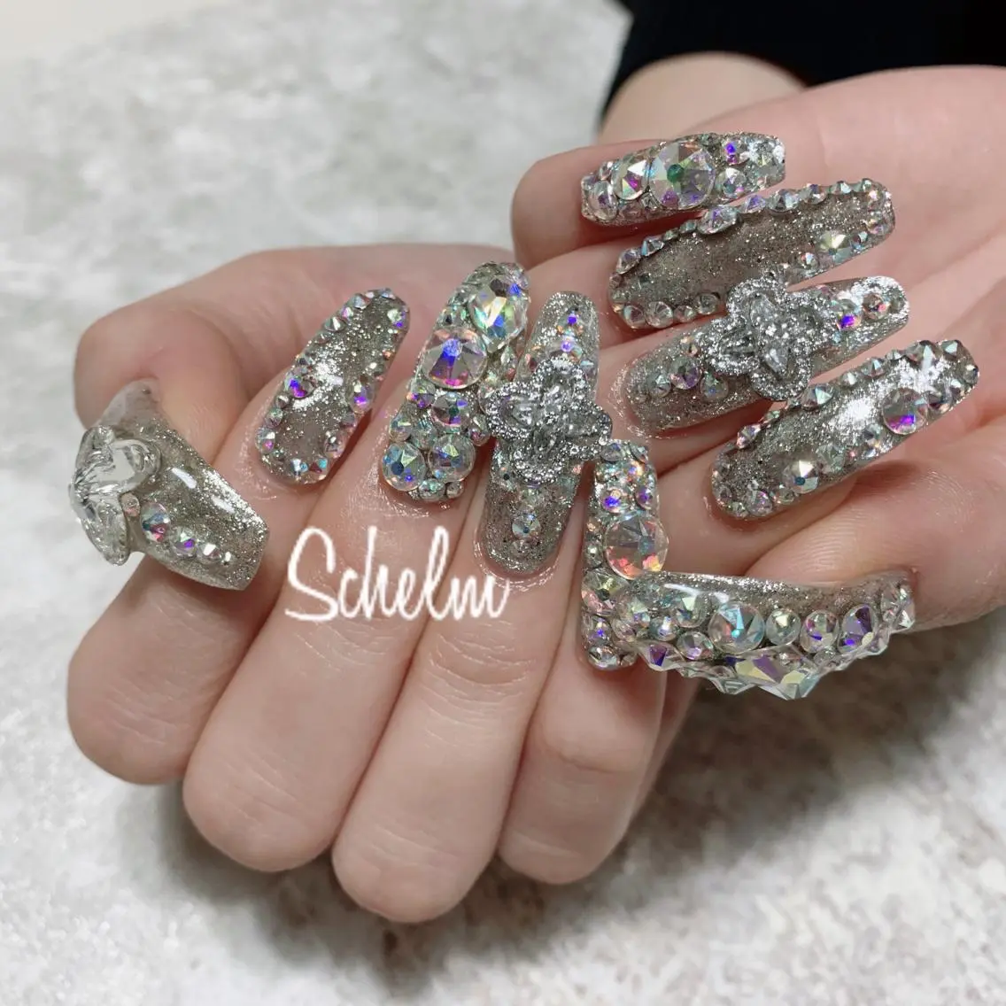 ネイル ハンドネイル nail room シュレムのネイルデザイン