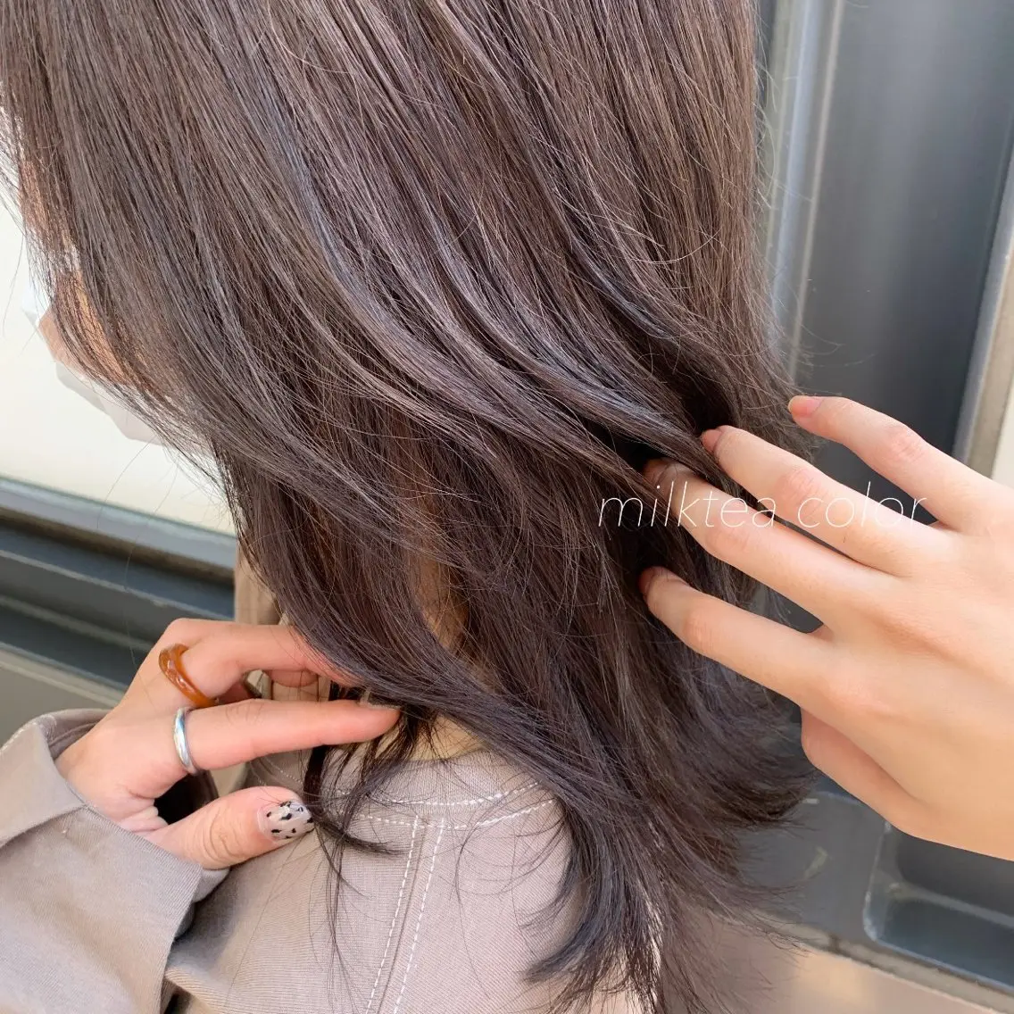 ミディアム カラー アッシュ 似合わせカット得意 💛RENA💛のヘアスタイル