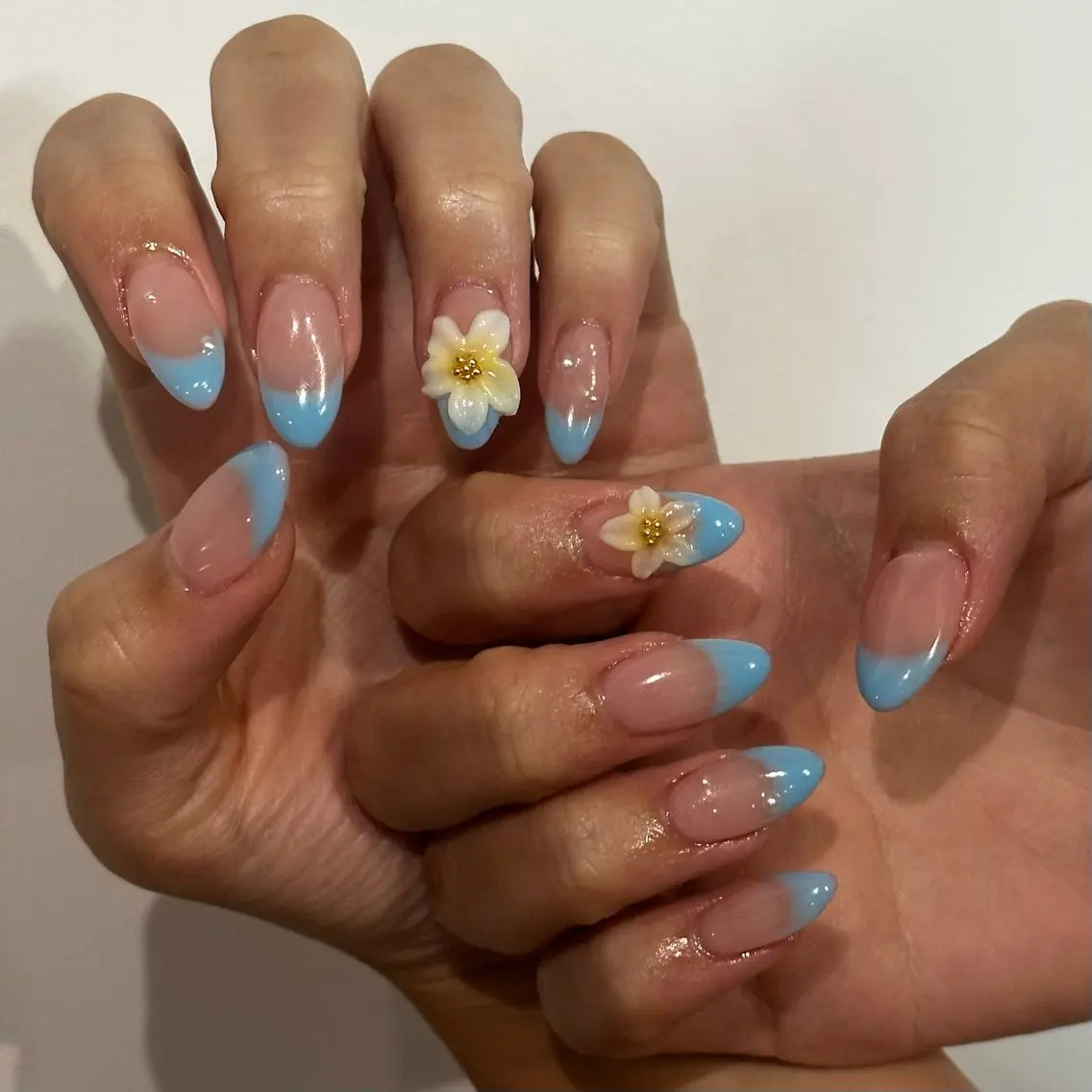 ミディアム ハンドネイル Topcoat/ 下北沢nailのネイルデザイン
