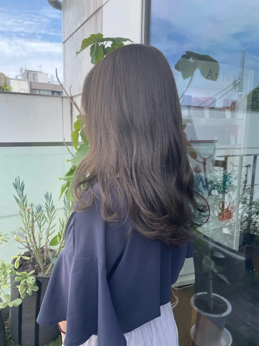 ロング カラー 🍋髪質改善× 透明感カラー ジュリのヘアスタイル