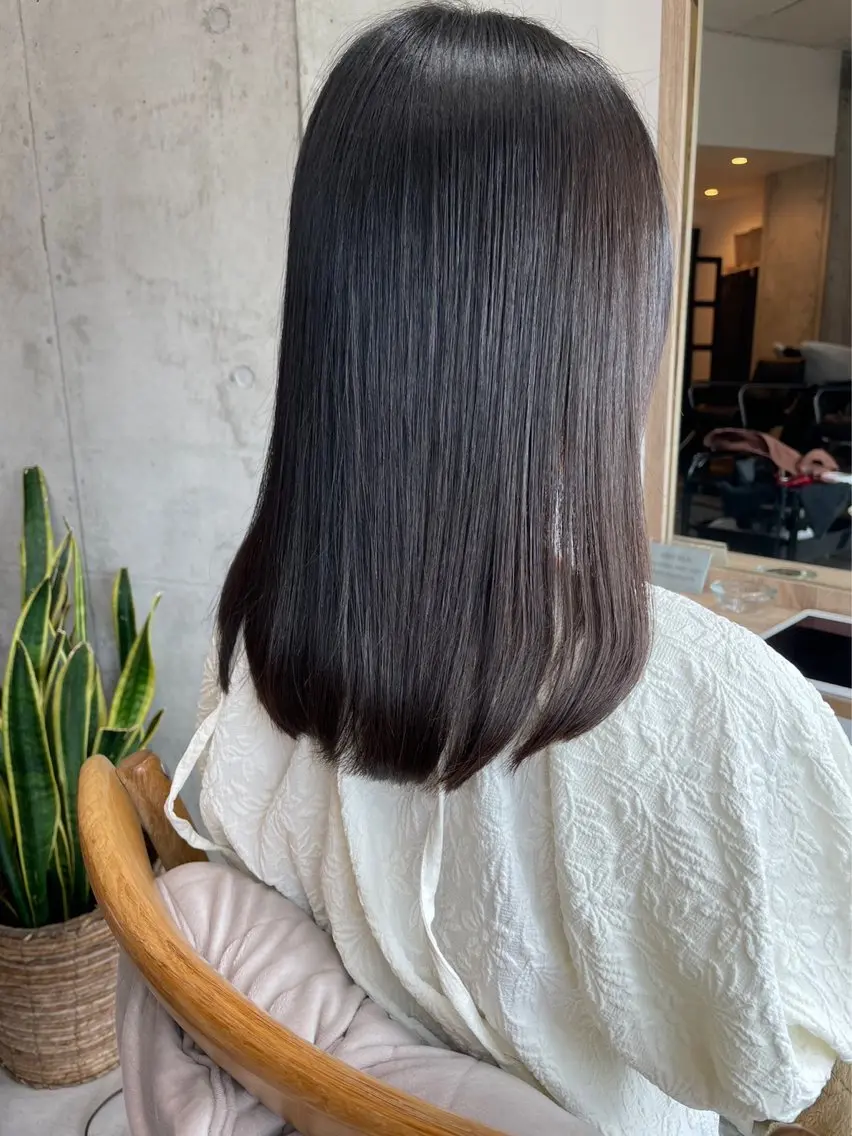 ミディアム カット 縮毛矯正 トリートメント ✨色持ちの良い艶 カラー✨蟹江真世のヘアスタイル