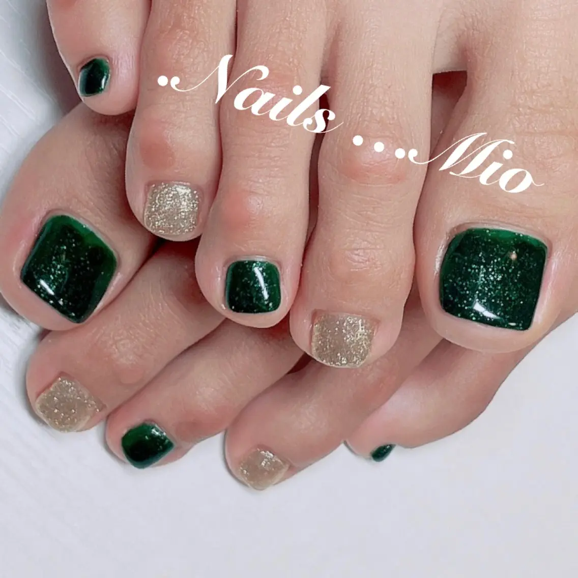 ネイル フットネイル ジェルネイル ワンカラーネイル フットネイル .Nails Mio 赤羽西ネイルサロンのネイルデザイン