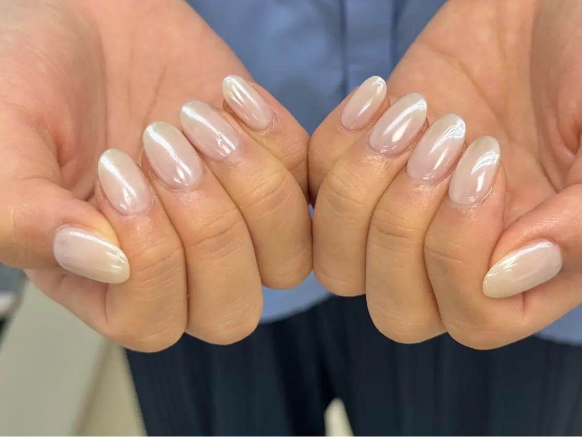ネイル オーロラネイル フレンチネイル ジェルネイル ガラスフレンチ ニュアンスネイル ハンドネイル ハンドケア OCEAN nail パラジェル　取扱い店のネイルデザイン