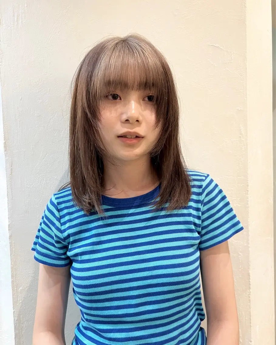 ミディアム カラー ブリーチ ハイトーンカラー ショート& パーマ　坂本のヘアスタイル
