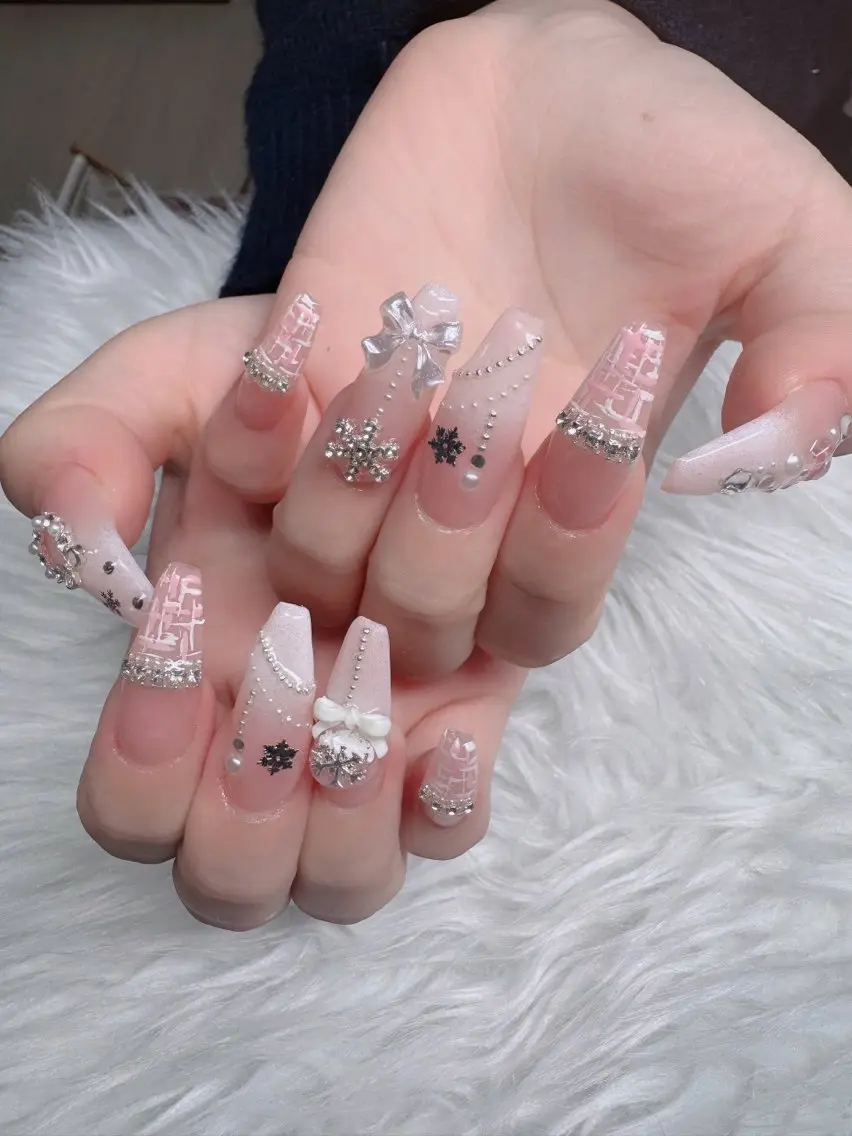 ネイル フレンチネイル ジェルネイル ハロウィン 韓国ネイル マグネットネイル ハンドネイル Hbaby nailのネイルデザイン