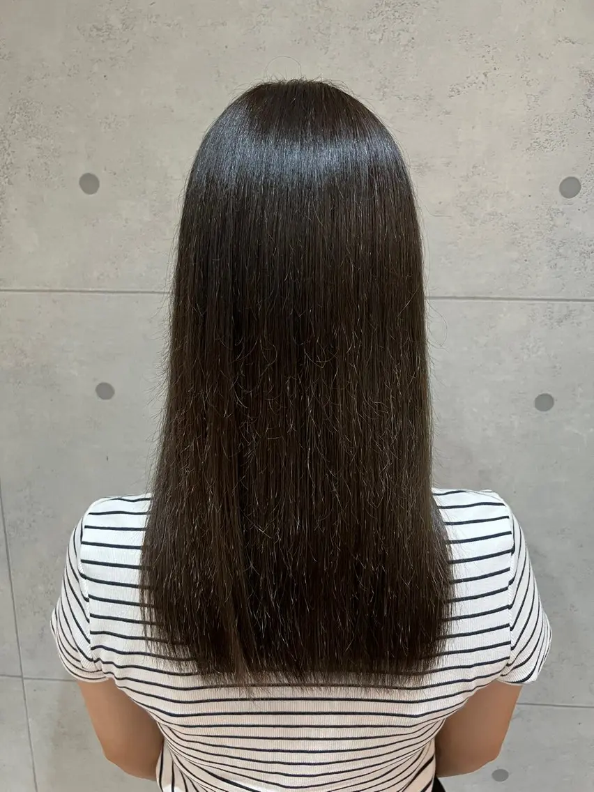セミロング カラー ヘアカラー 松村 菜美のヘアスタイル