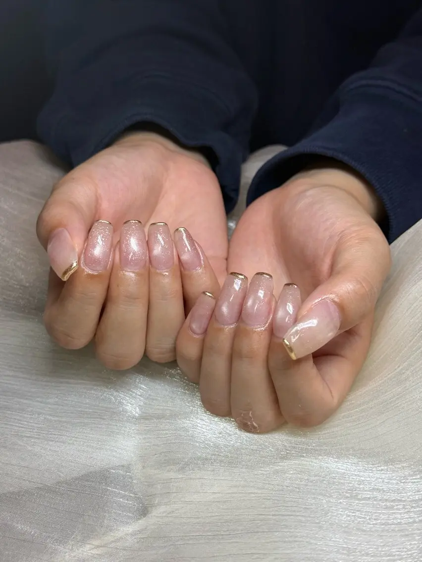 ネイル 氷ネイル・うるうるネイル マグネットネイル ハンドネイル bylily yuriのネイルデザイン