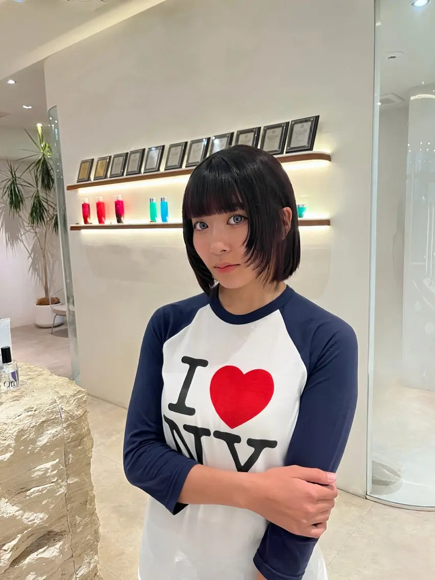 ショート ボブ 顔まわりレイヤー レイヤーカット カット ヘアカラー トリートメント レイヤー似合わせ 透明感カラーりきやのヘアスタイル
